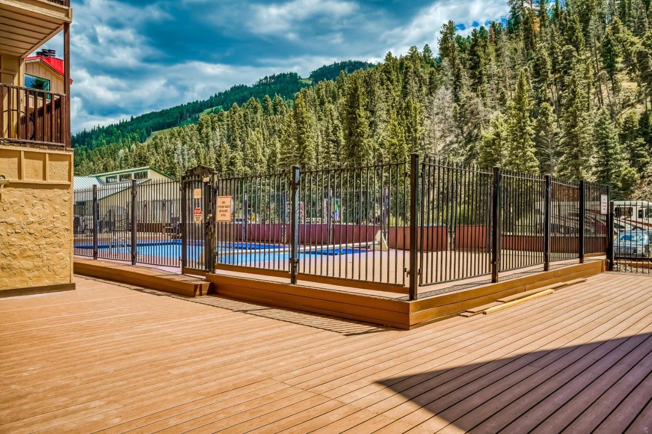 Lovely Lifts West Getaway Red River Exteriér fotografie
